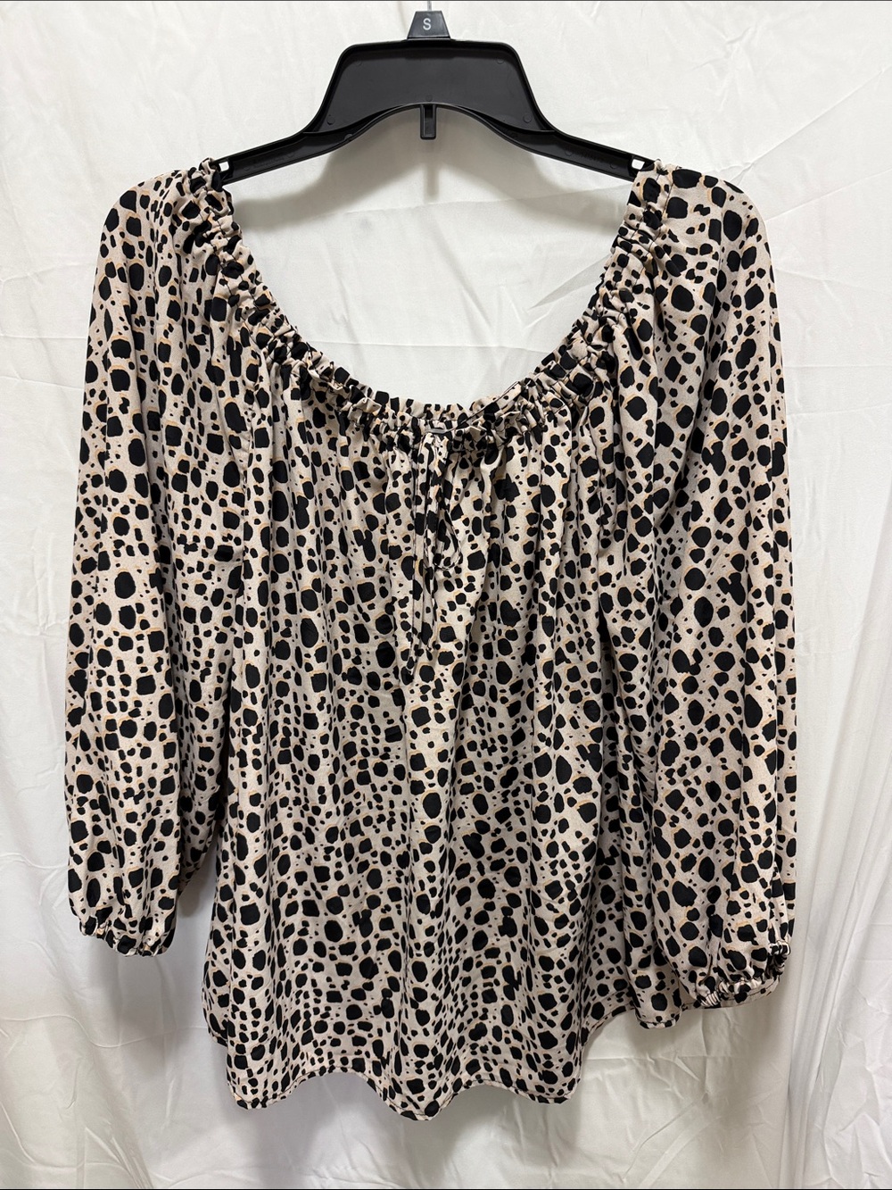 Sanctuary Beige and Black Spot-Print Off-Shoulder Top